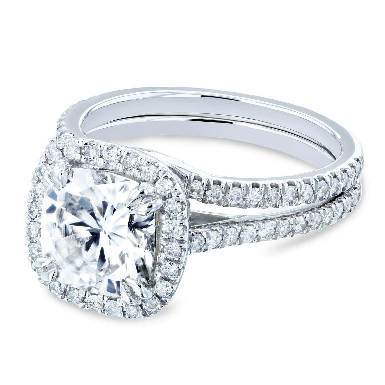 2-2/5ct.tw Cushion Halo Bridal Set (Natural Diamond Sides)