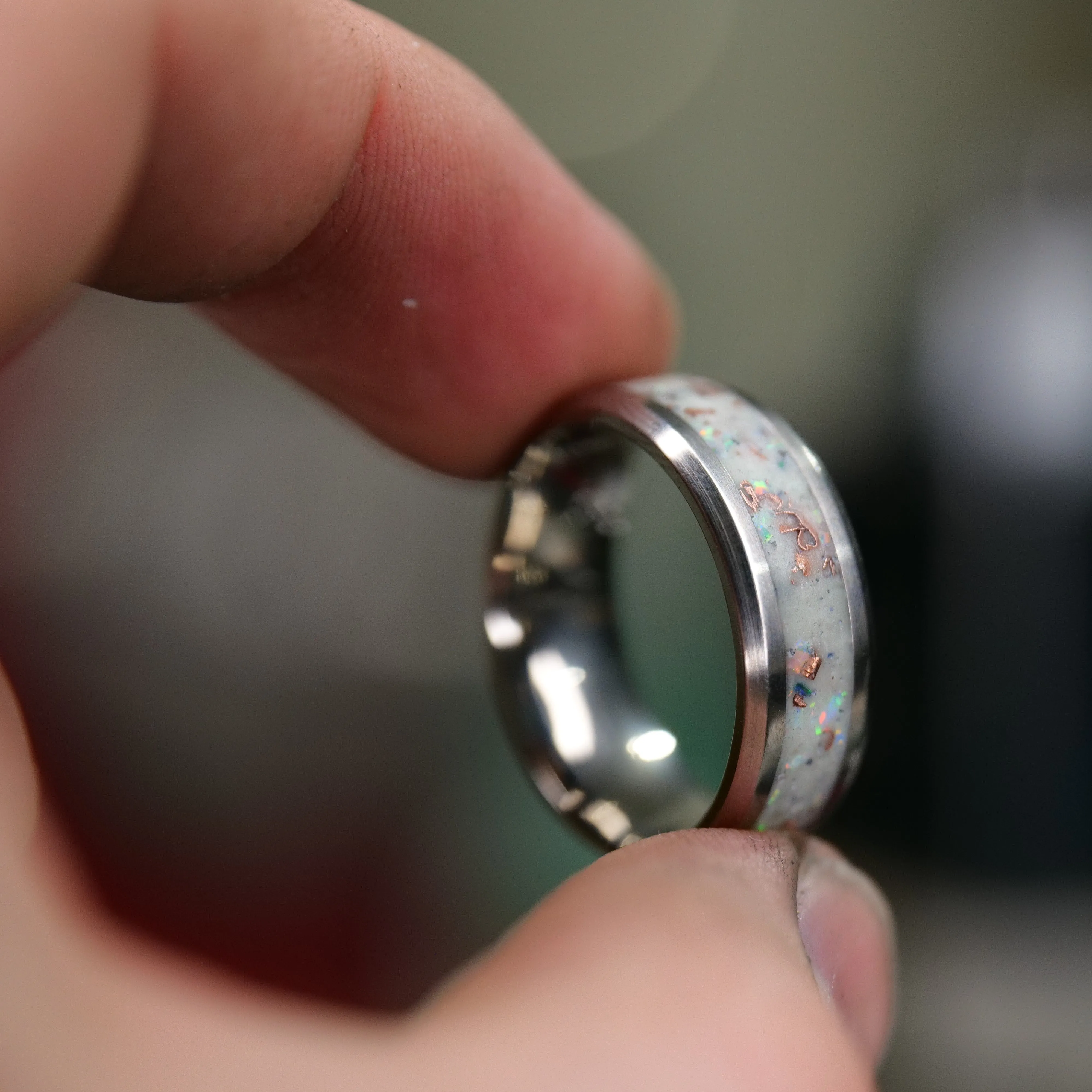 Angel Dust Glowstone Ring