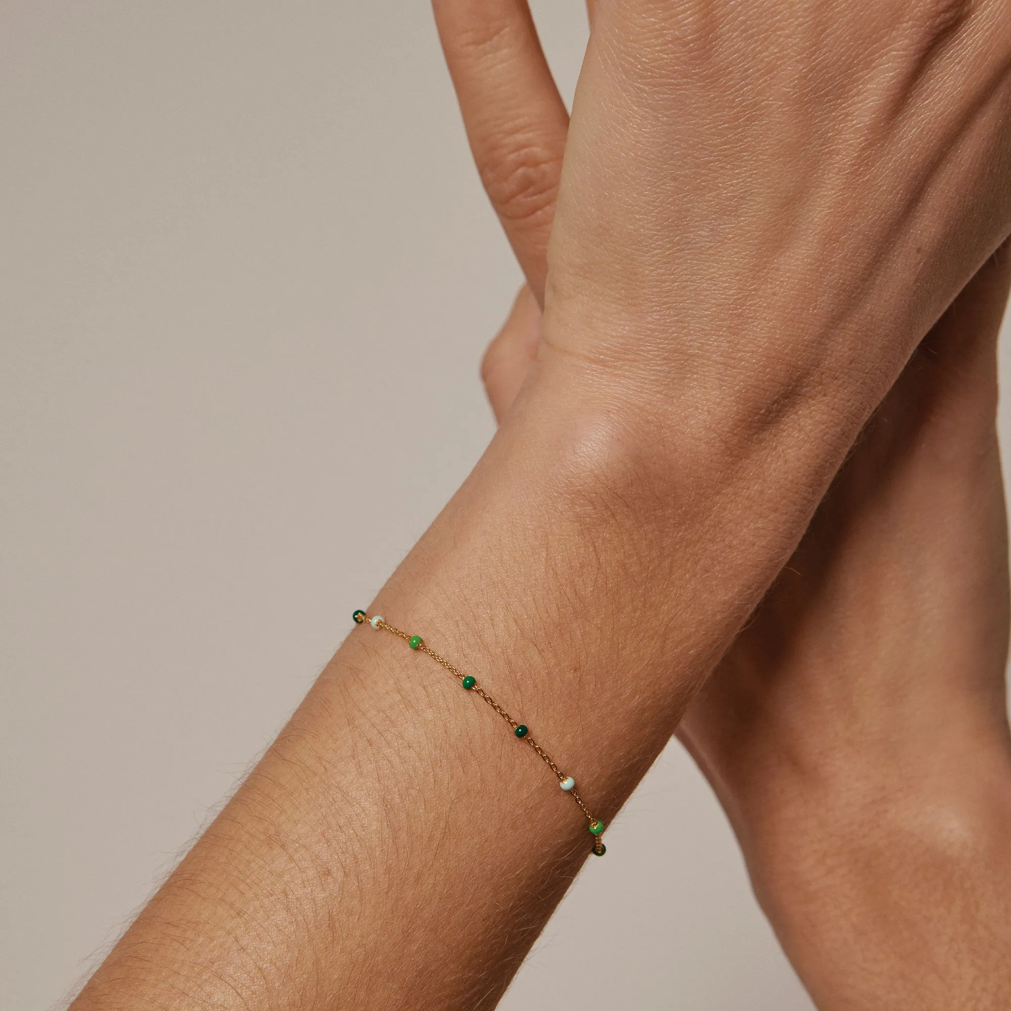Bracelet, Lola