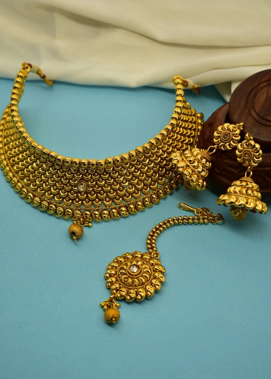 BRIDAL ANTIQUE NECKLACE