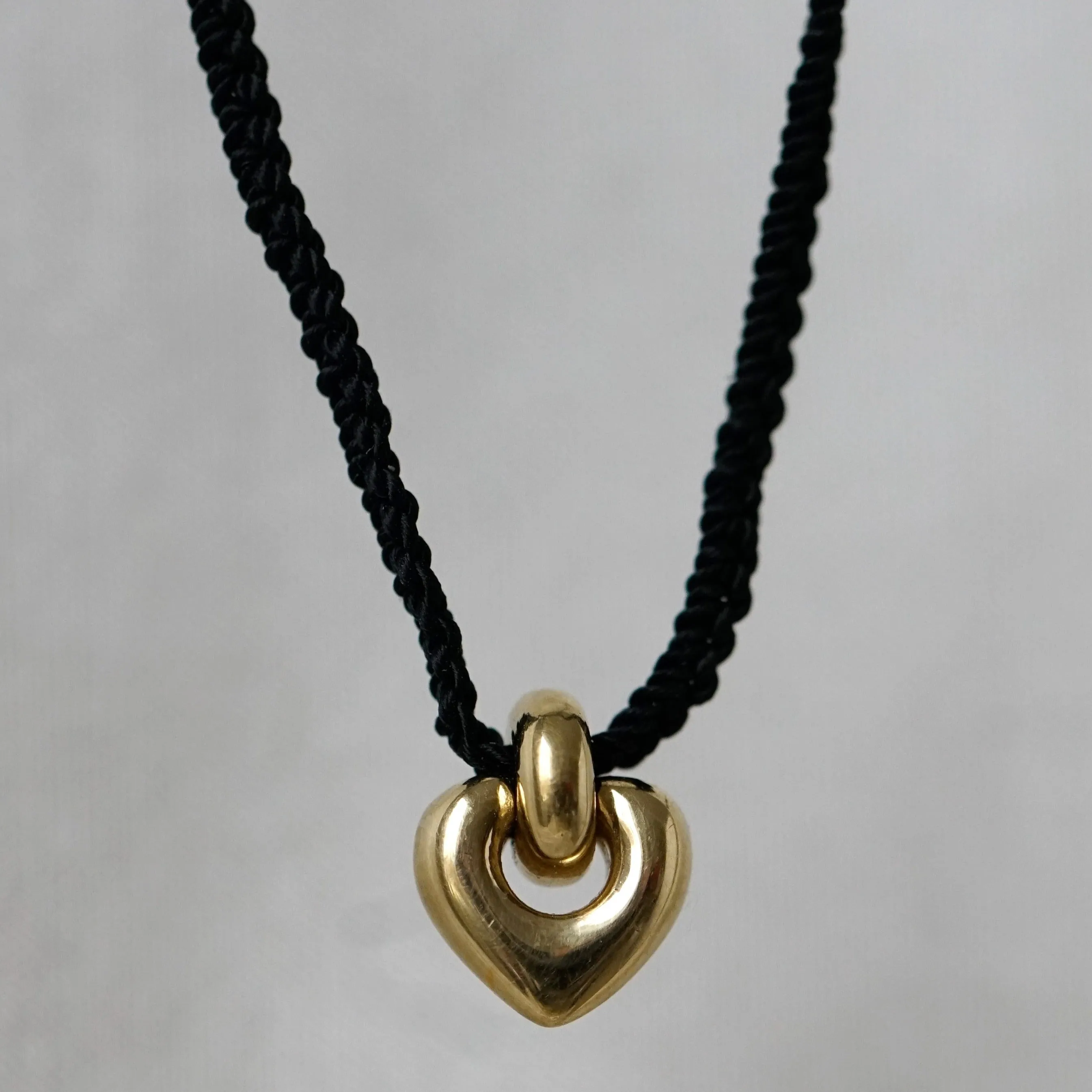 Cord Petite Heart Necklace