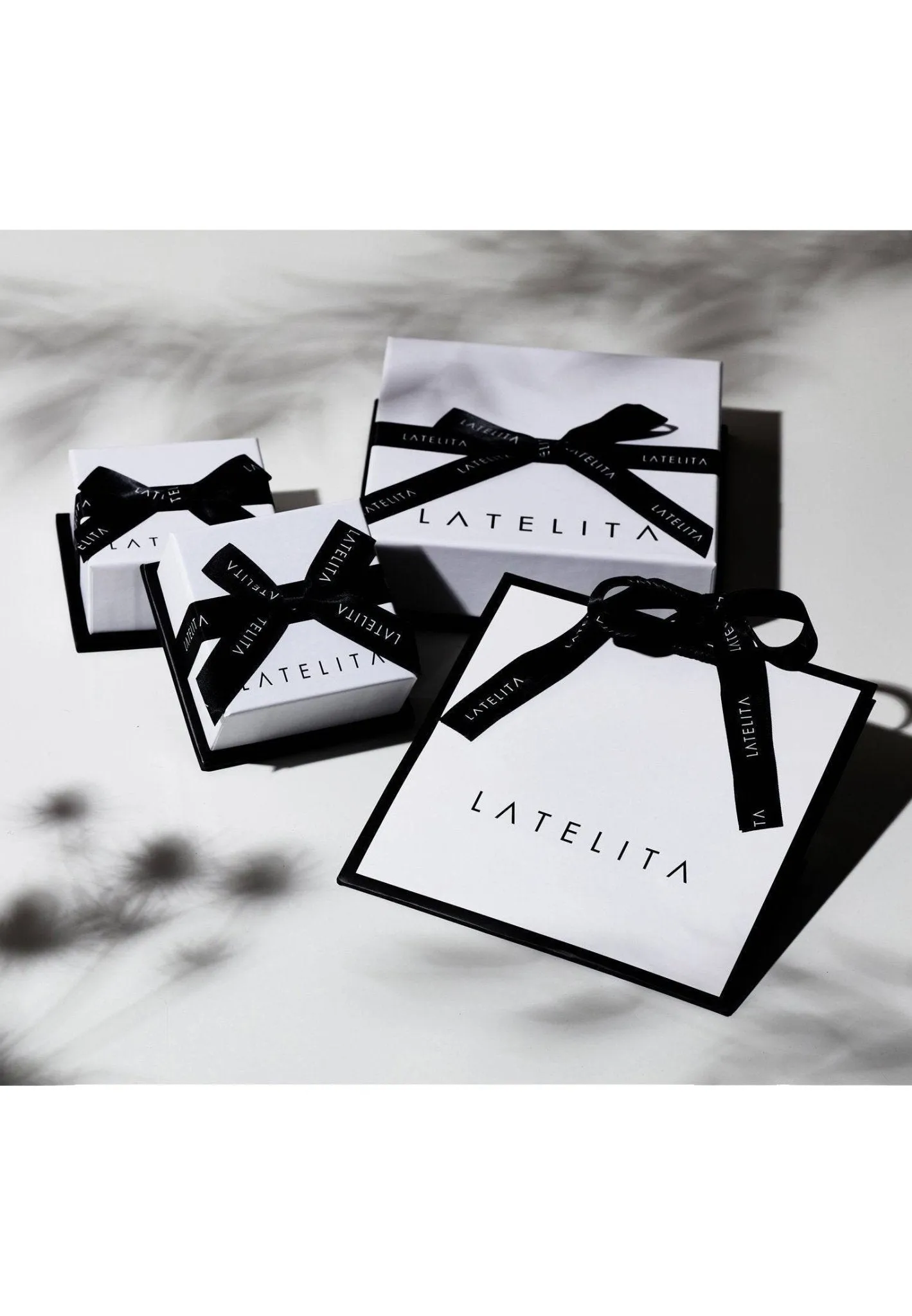 Countessa Earrings White Blue Silver