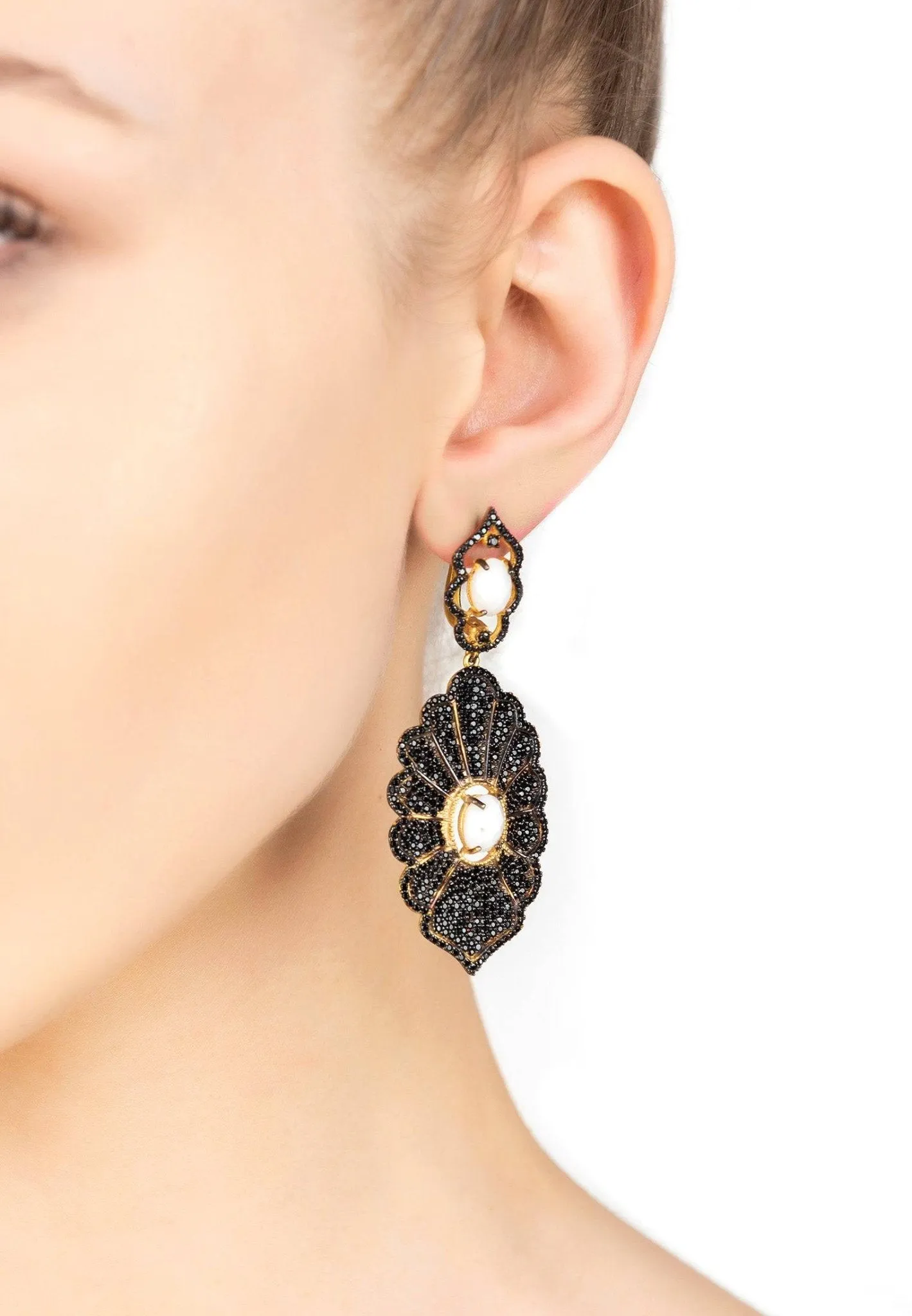 Danbury Earrings Black Gold