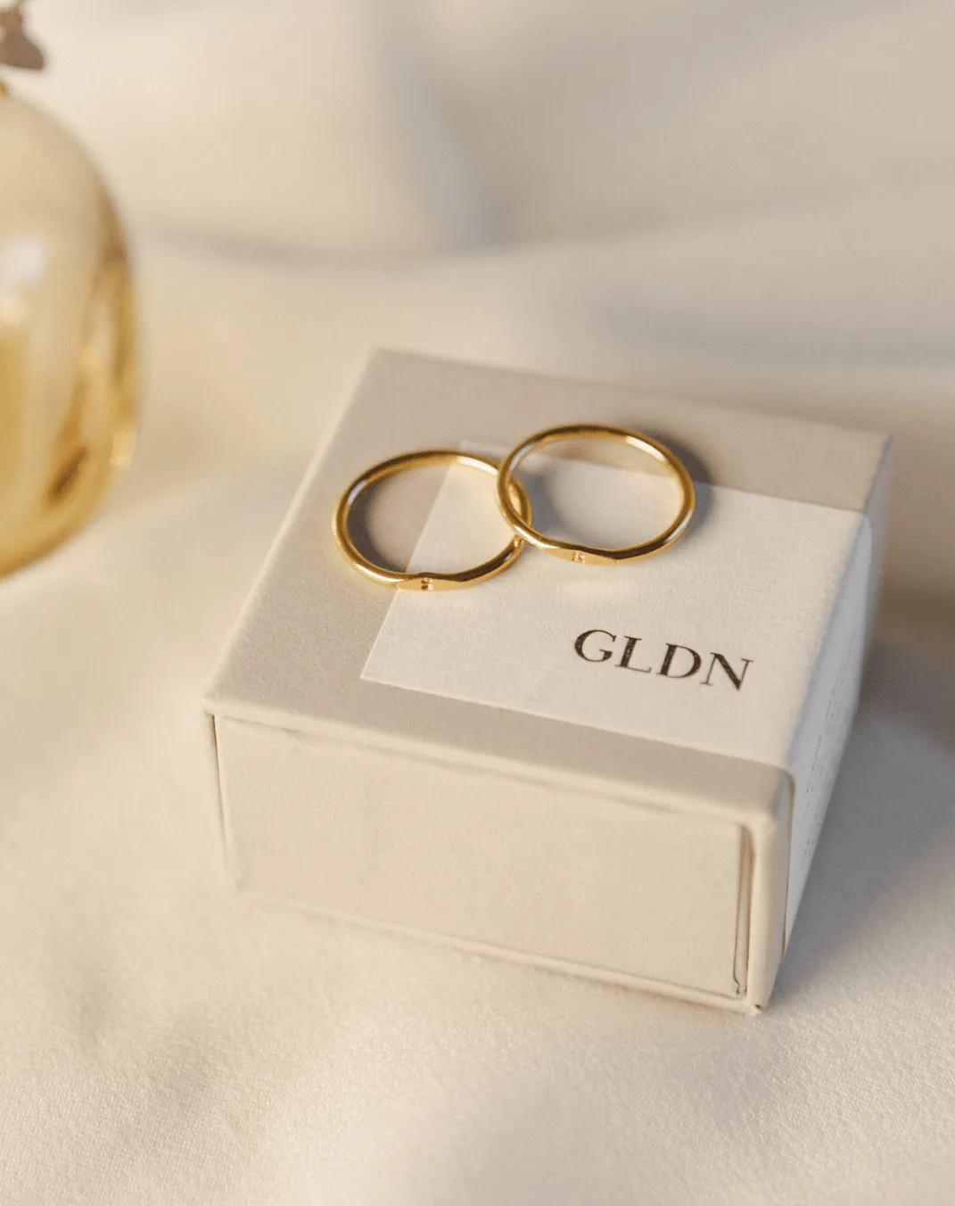 Micro Signet Ring