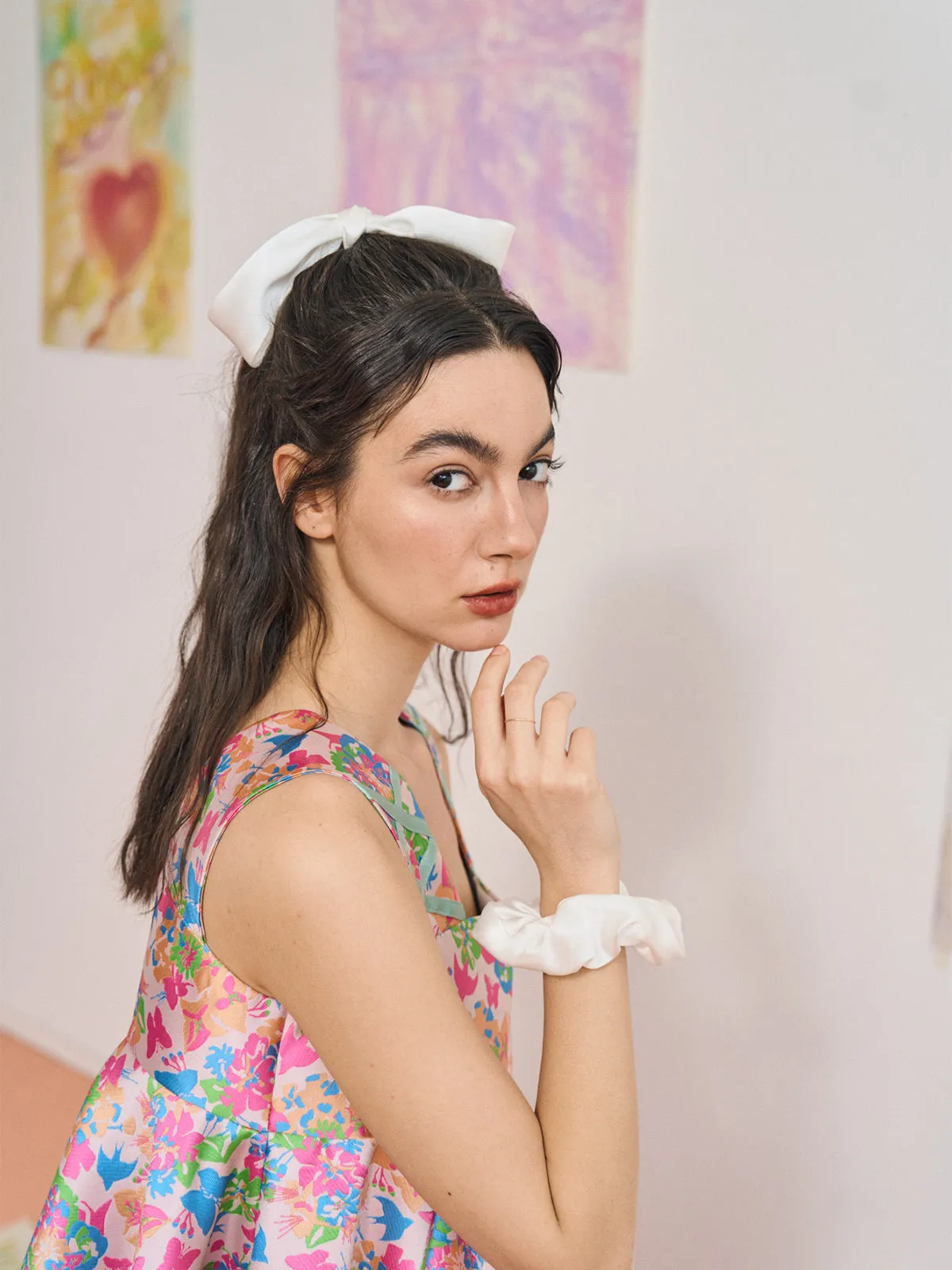 "Silken Hair" Silk Scrunchie Hair Tie - White